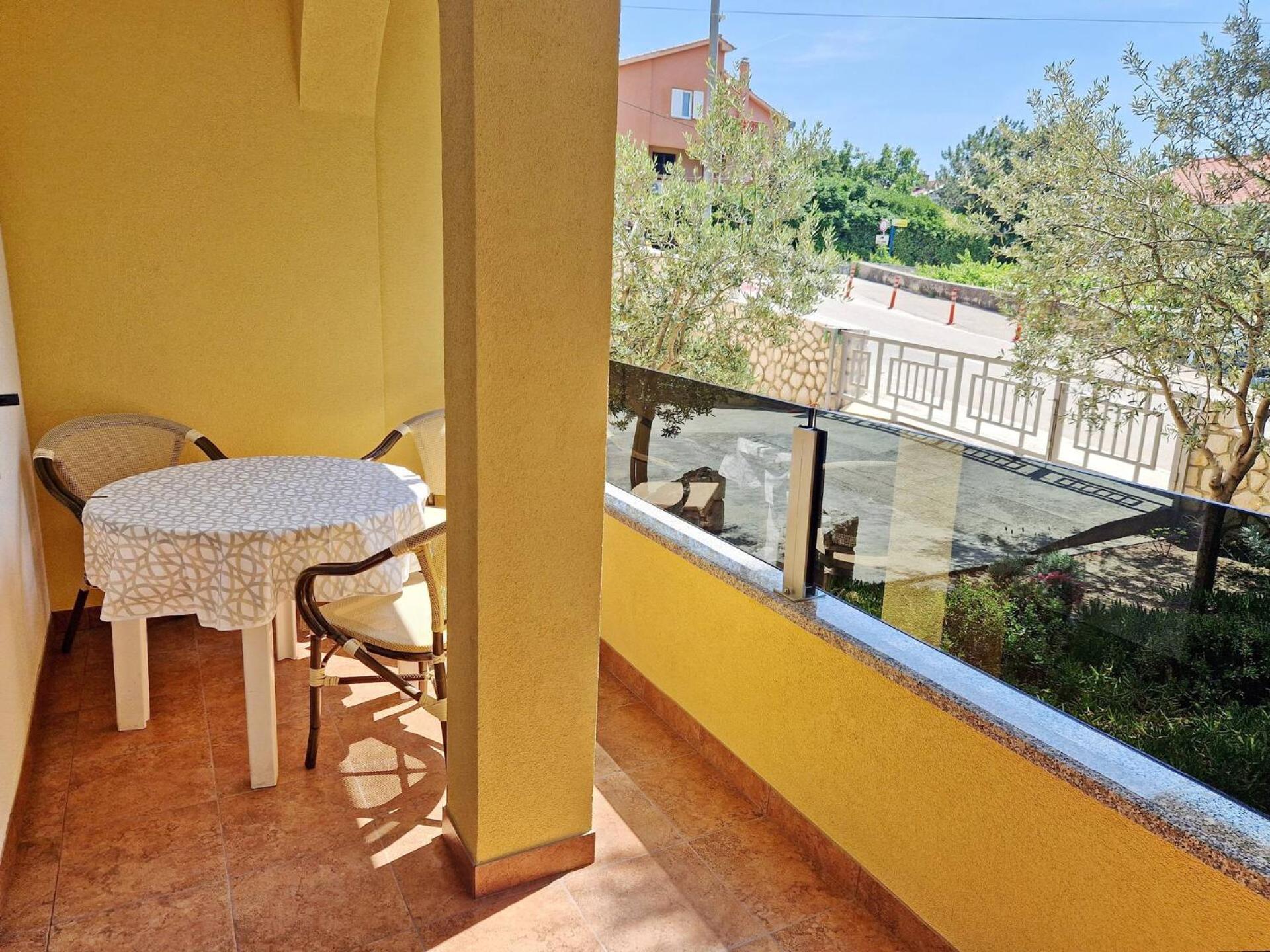 Sunshine Residence Baska 2 Exterior photo